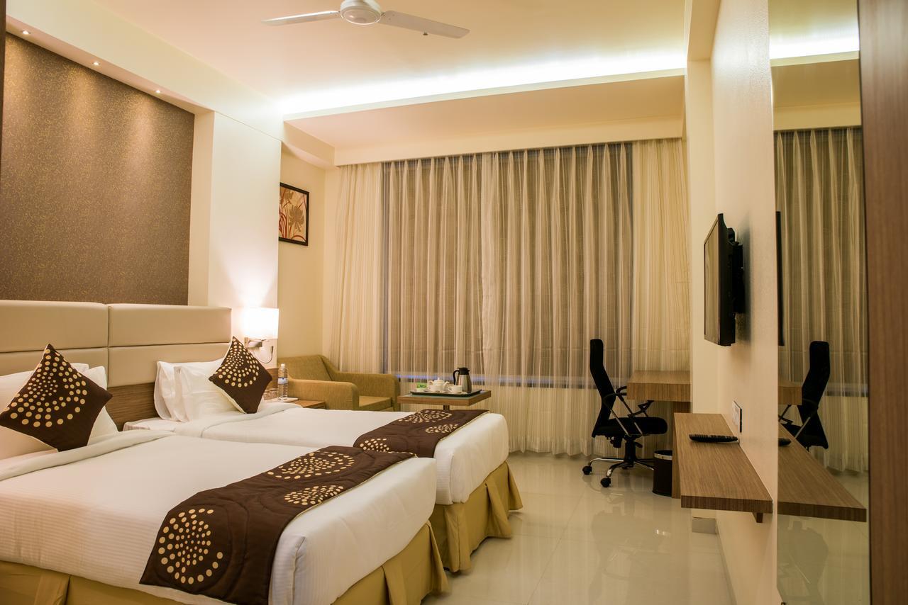Hotel Grand Rio Nashik Eksteriør billede
