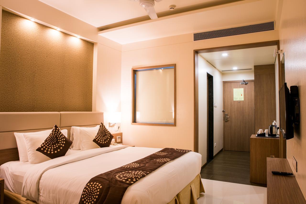 Hotel Grand Rio Nashik Eksteriør billede