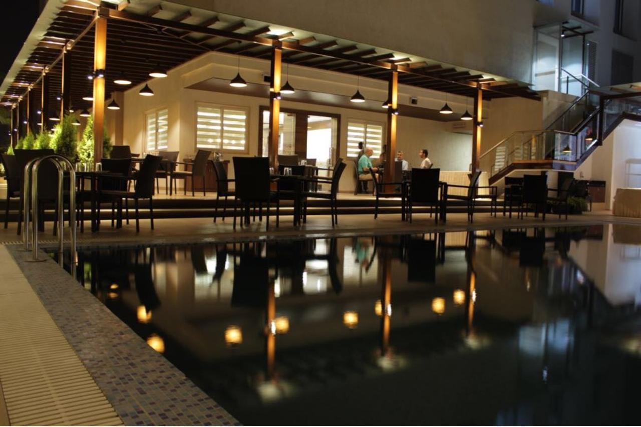Hotel Grand Rio Nashik Eksteriør billede